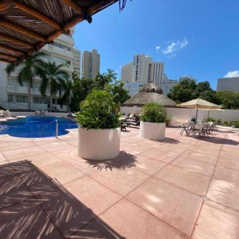 Fresca estancia en zona Dorada con Alberca/Playa! - One-Bedroom Apartment - 7