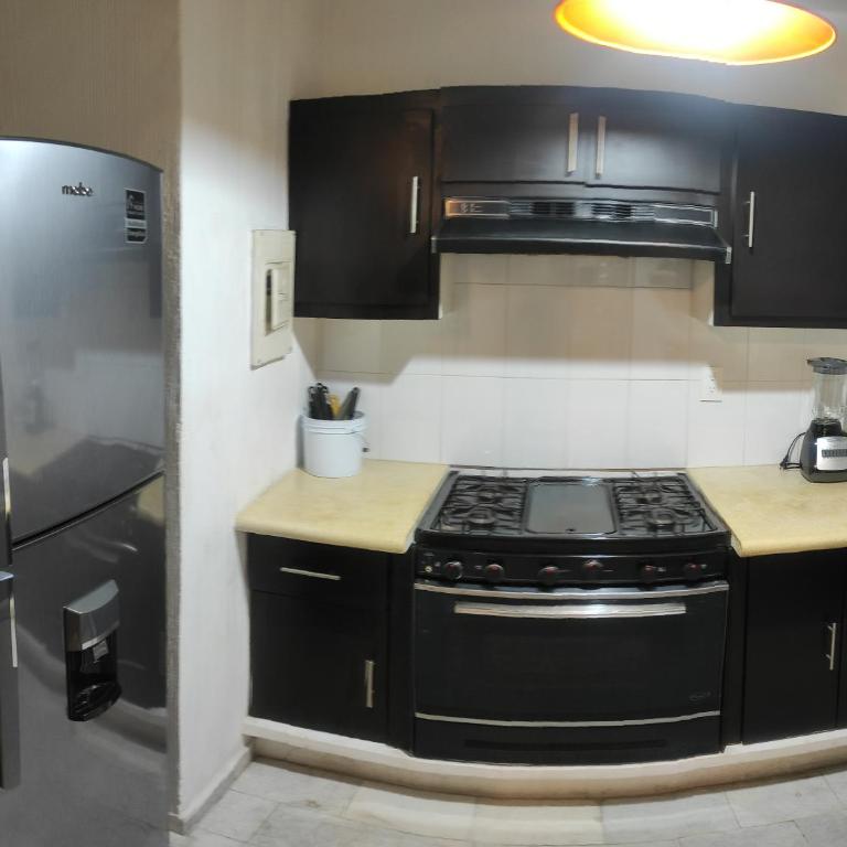 Fresca estancia en zona Dorada con Alberca/Playa! - One-Bedroom Apartment - 22