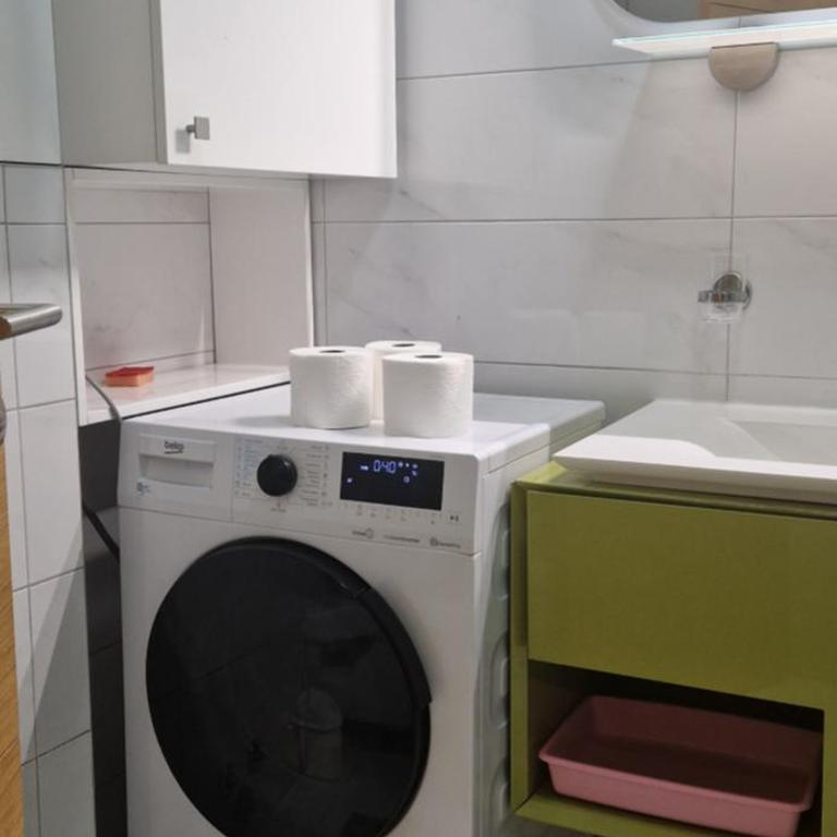Ahmetspahic Home - Apartman sa 2 Spavaće Sobe - 1