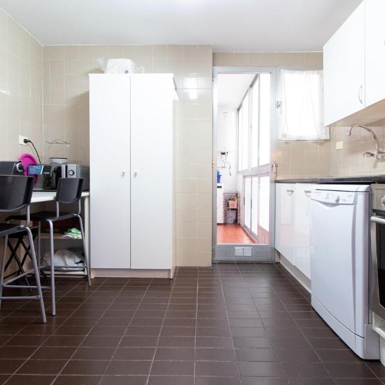 Global Vacacional, Practico apartamento para 6 personas en Puerto Sagunto - Apartamento - 9