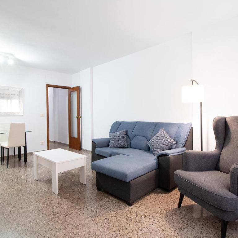 Global Vacacional, Practico apartamento para 6 personas en Puerto Sagunto - Apartamento - 4