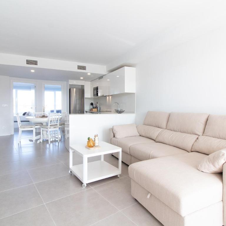 Global Vacacional, Apartamento con 2 terrazas en Gran Canet - Appartement - Vue sur Piscine - 3
