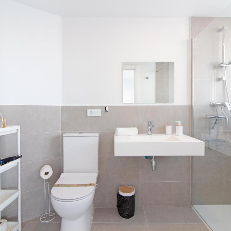 Global Vacacional, Apartamento con 2 terrazas en Gran Canet - Appartement - Vue sur Piscine - 7
