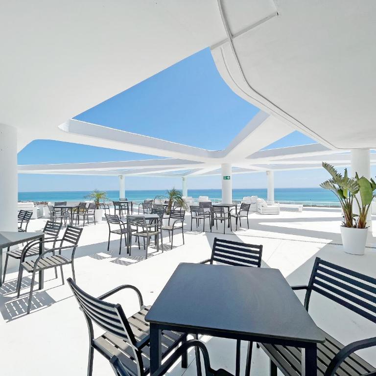 Global Vacacional, Apartamento con 2 terrazas en Gran Canet - Appartement - Vue sur Piscine - 32