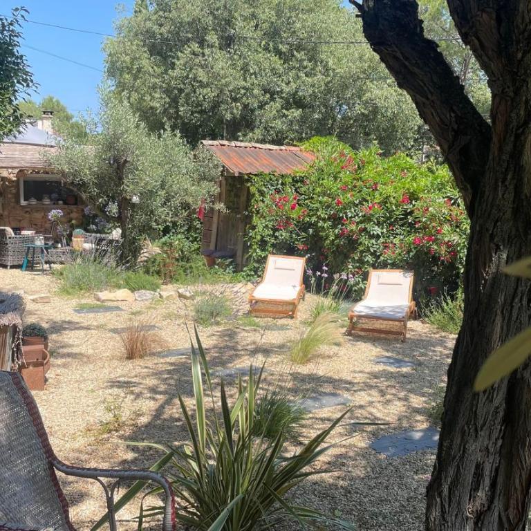 Jolie annexe du mas dans le cœur de la garrigue nîmoise - Maison 2 Chambres - 11