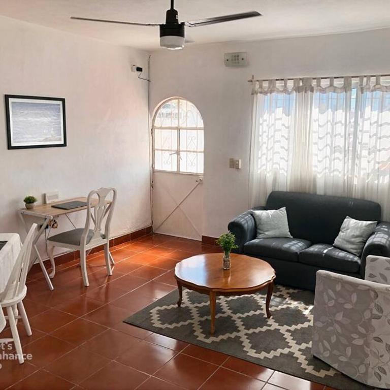 Cómodo departamento a pasos del centro y la playa - Two-Bedroom Apartment - 18