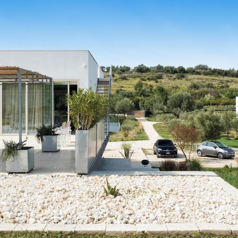 Contrada - Villa con Piscina Privata - 11