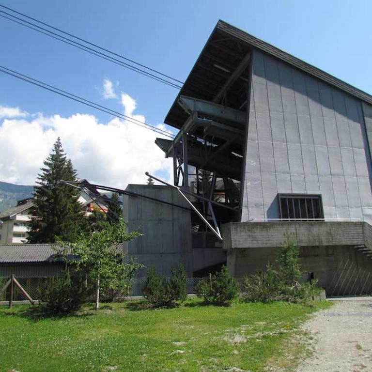 Laax with indoor and outside pool, sauna, 200 Meter to Ski lift , Fitnessroom, Tennis Place, Joyroom, Parkstadion Reserve - Apartment mit 1 Schlafzimmer - 37