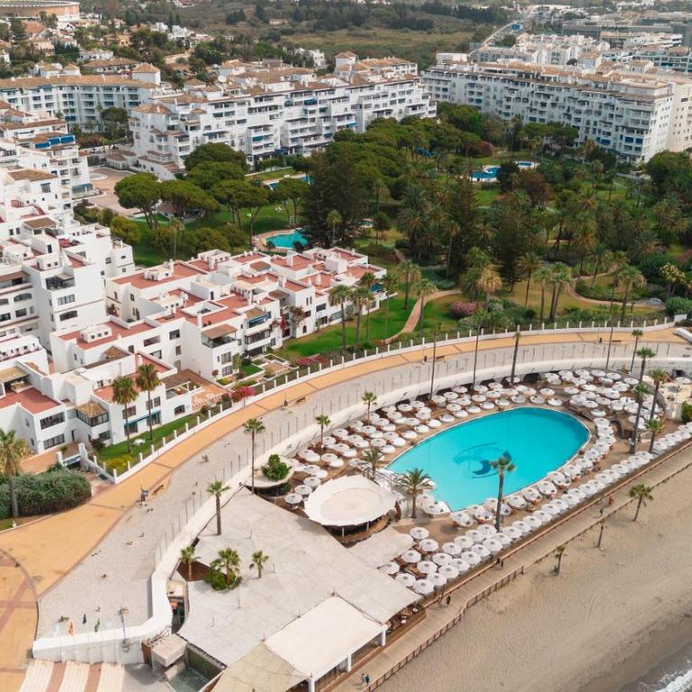 Holiday home, with direct access to the beach, sea views and south facing, in Puerto Banús - Apartment - 20