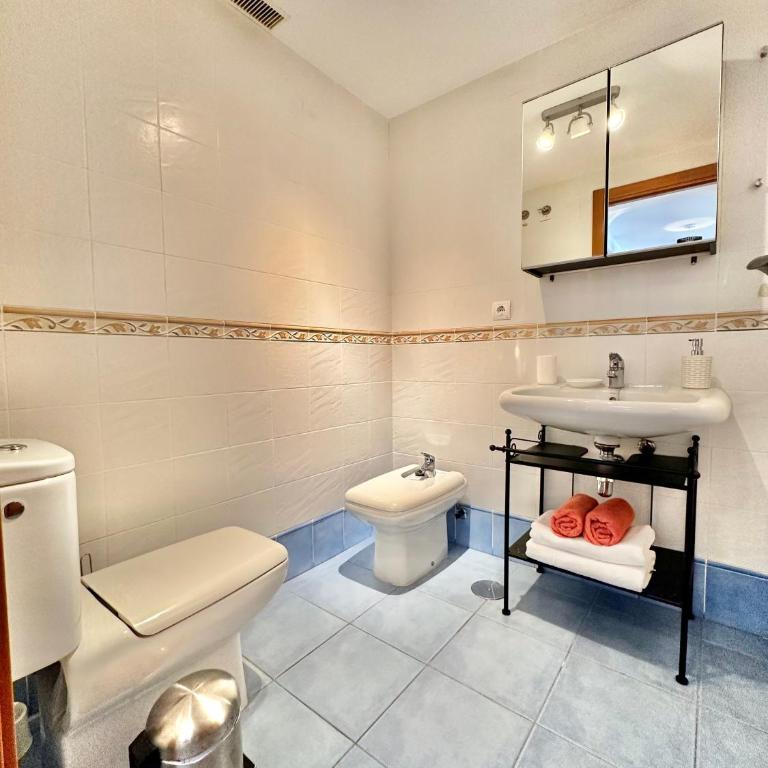 Black Rock Apartment - Two-Bedroom Apartment - 33