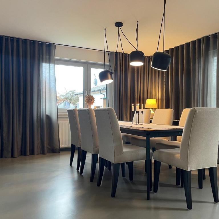 CASA LOBO Charmantes Ferienhaus im Allgäu - Six-Bedroom House - 9