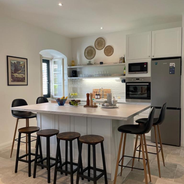 Vila Stefi - Three-Bedroom Apartment - 1