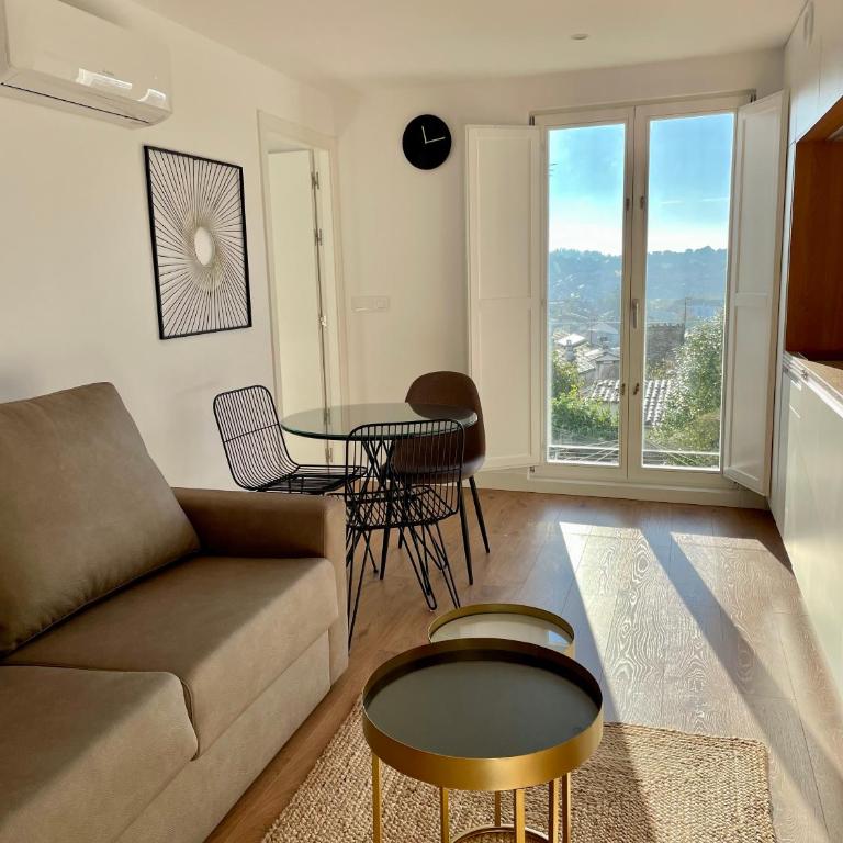 ALDARA SUITES - One-Bedroom Apartment - 6