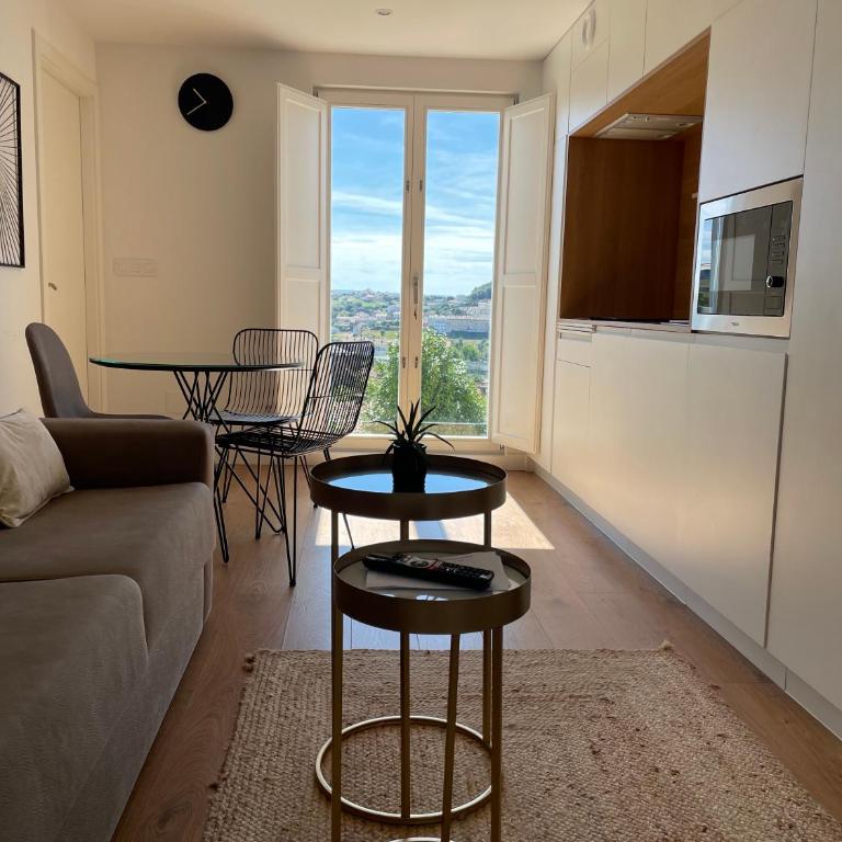 ALDARA SUITES - One-Bedroom Apartment - 7