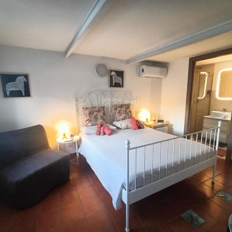 Dimora Agata 21 - Triple Room with Terrace and Swimming Pool - 21