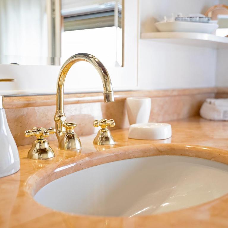 Mini Suite Deluxe Isola di Mezzo - Chambre Double Deluxe avec Baignoire - 13