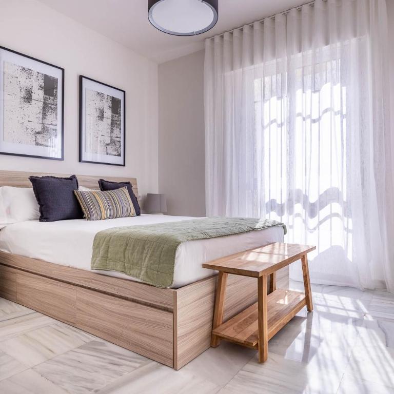 Amplísimo apartamento de diseño nuevo en el corazón de Triana, Parking included - Apartamento de 2 dormitorios - 3