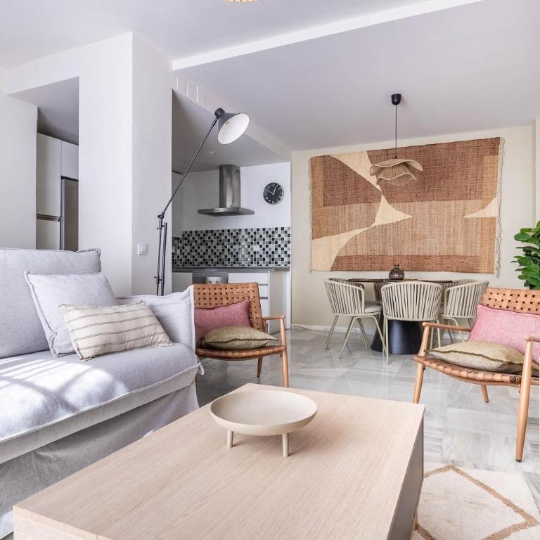 Amplísimo apartamento de diseño nuevo en el corazón de Triana, Parking included - Apartamento de 2 dormitorios - 8