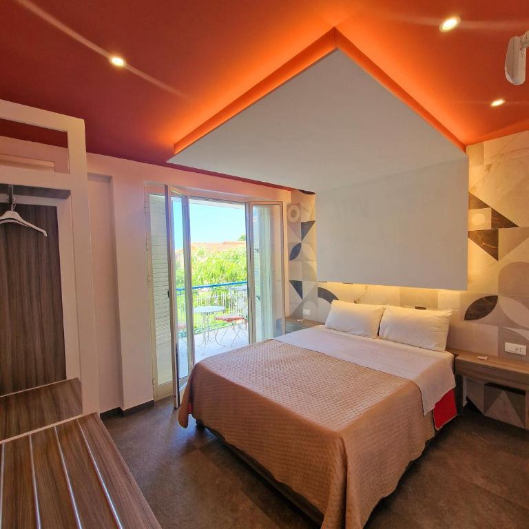 Mongibello Palace B&B - Camera King con Balcone - 11