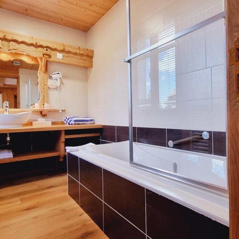 Hôtel Le Sporting - Chambre Triple Confort - 6