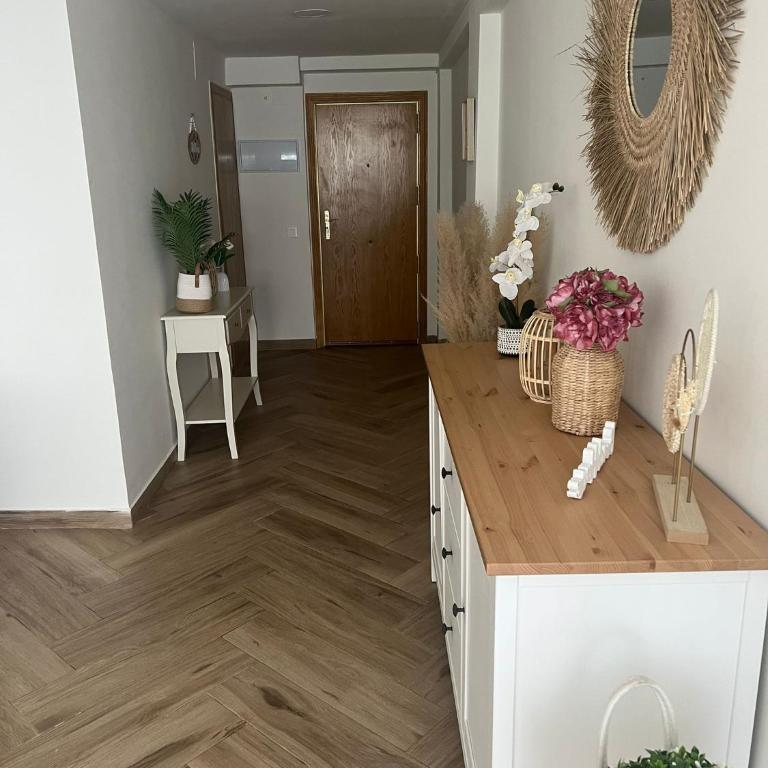 Beachfront Salou apartment with sea view - Apartamento de 3 dormitorios - 24