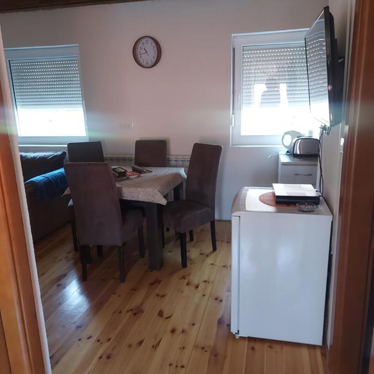 Apartmani Popovic Lux - Apartment - 6