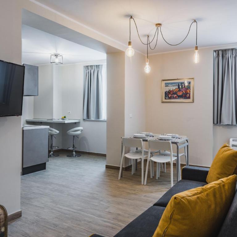 Venuto Home by Wonderful Italy - Apartment - 5