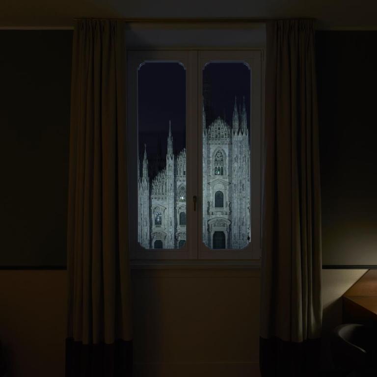 Amabilia Suites - Double Room with Cathedral View - 16