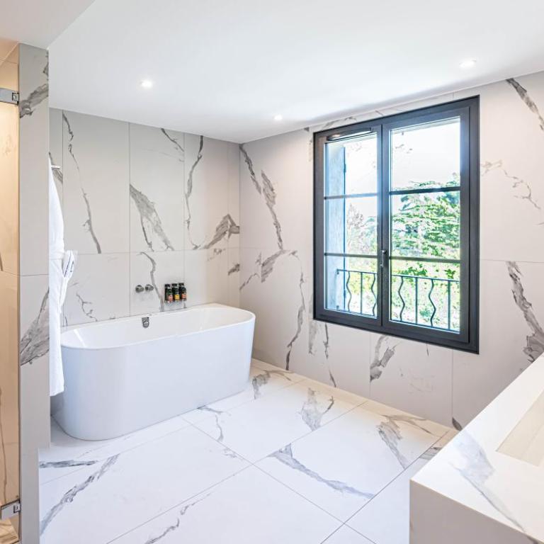 Le Vallon de Valrugues Hotel Spa & Villas - Suite Supérieure - 4