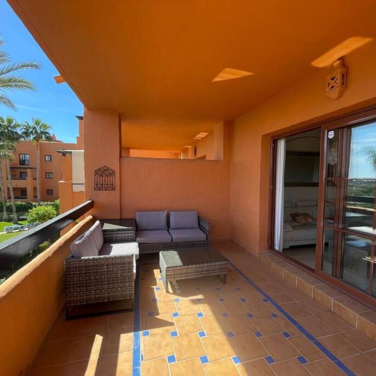 Bright Apartment Indoor and outdoor Pool and Sauna - Apartamento de 2 dormitorios - 12