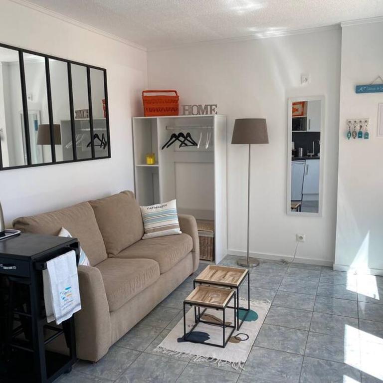Studio et son Rooftop Panoramique Privé, Saint Raphaël, Anthéor, plage et gare à Pieds - Studio mit Meerblick - 12