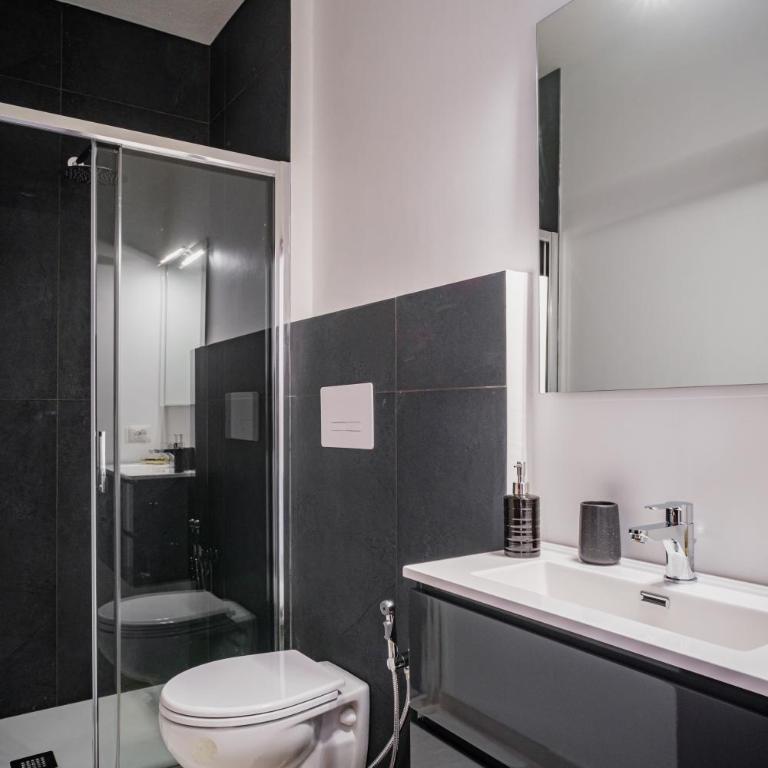 AS 10 HOUSE - Camera Matrimoniale con Bagno Privato - 1