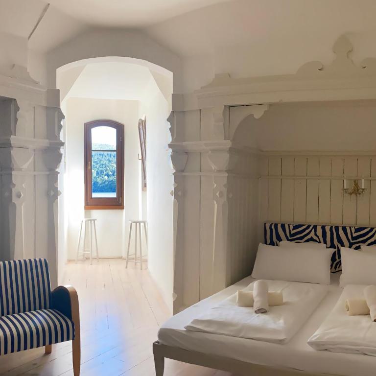 Villa Streintz - Doppelzimmer Turm mit Seeblick - 3