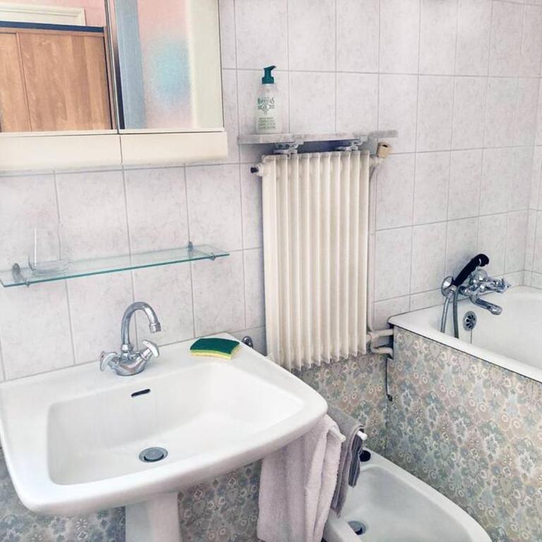 Charmant T3 proche du centre-ville - Two-Bedroom Apartment - 17
