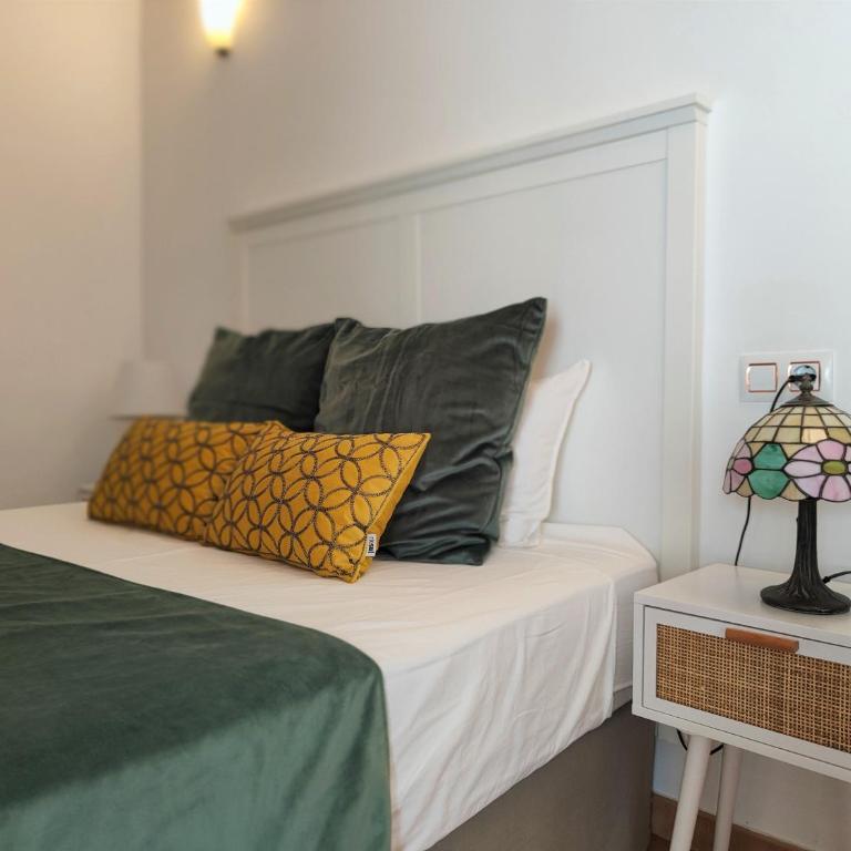 Hostly Sierpes 3 Renewed Families-Fibre-Parking optional - Apartamento - 3
