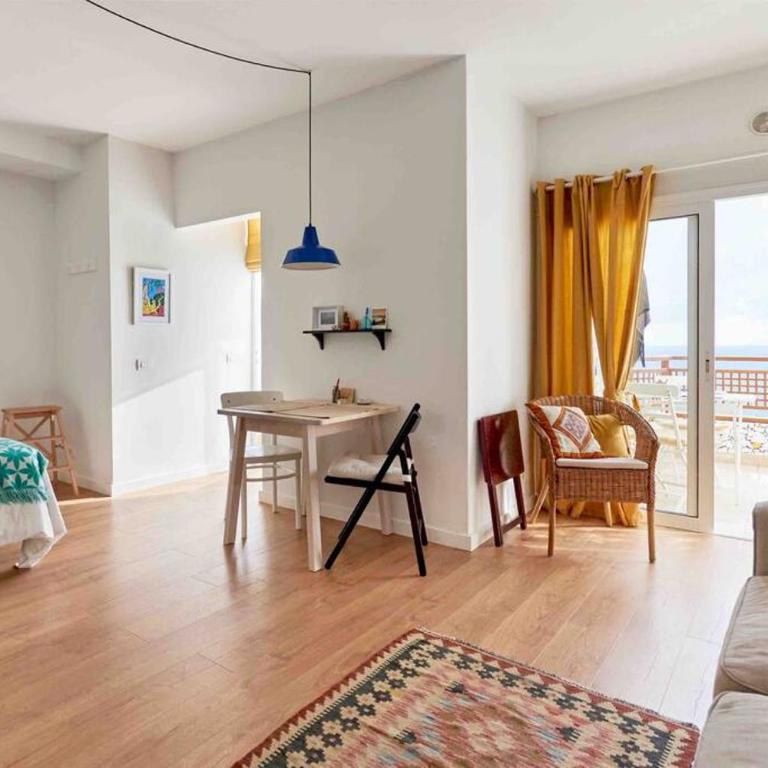 Living Las Canteras Homes - A HOME AWAY FROM HOME - One-Bedroom Apartment - 2