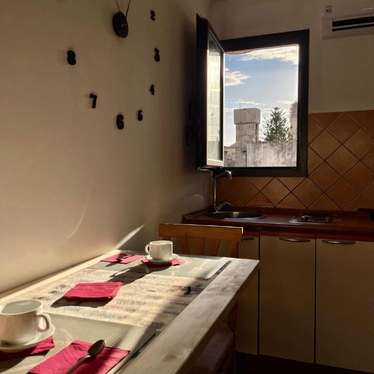 WineExperience- WINE&JACUZZI SUITE - Monolocale con Balcone - 10