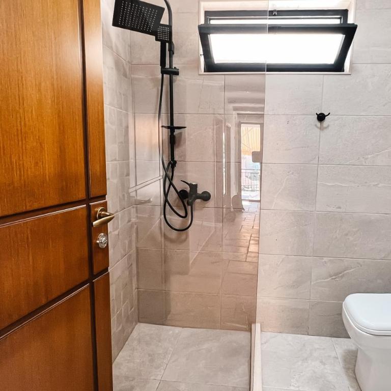 Guest house Mirah - Two-Bedroom Apartment - 33