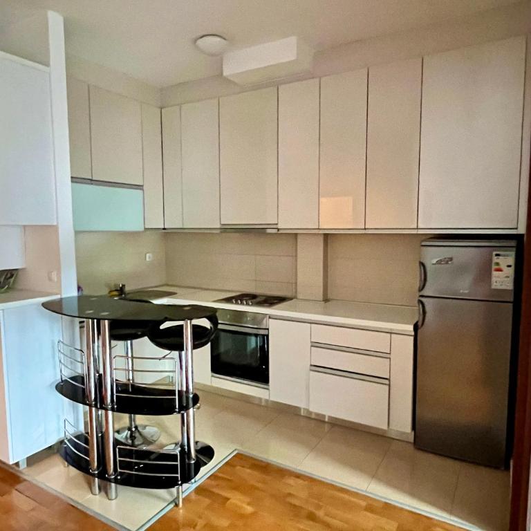 Lu - One-Bedroom Apartment - 5