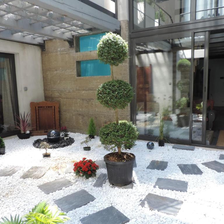 Be Loft B&B Pool & Spa - Chambre Deluxe avec Jacuzzi - 10