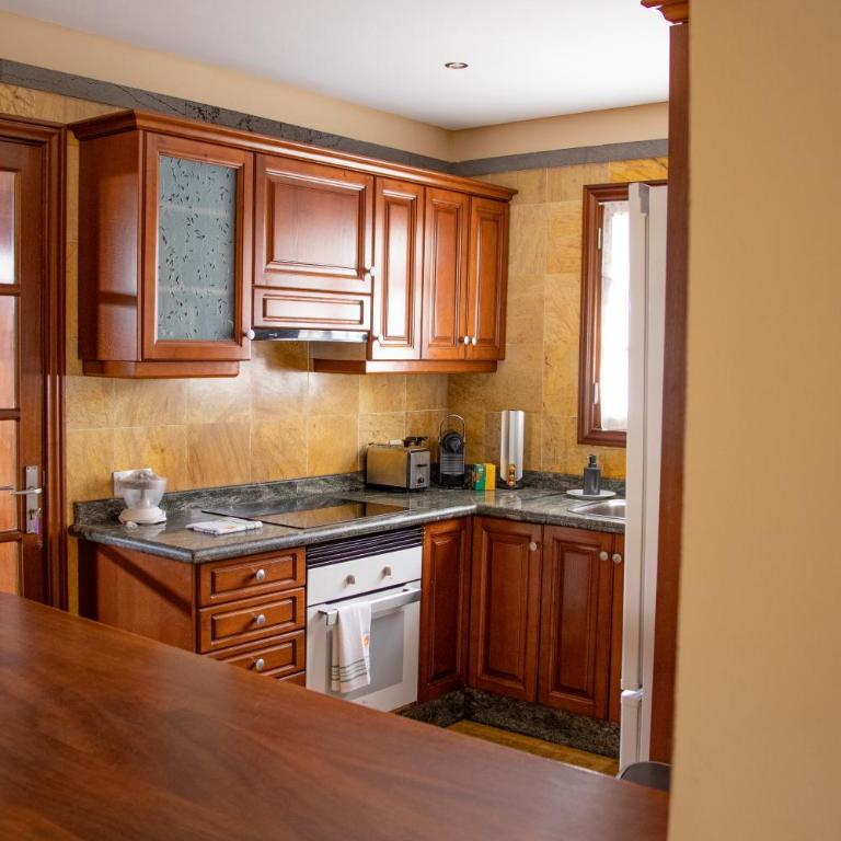 Villa Iseo - Three-Bedroom Villa - 63