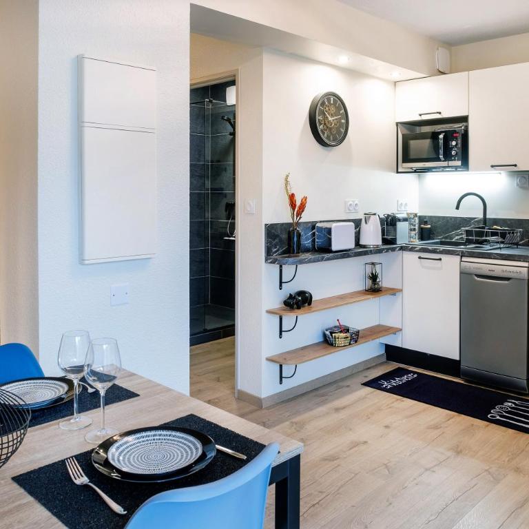 Appart. T 1 Bis, centre ville, entièrement rénové - Apartamento de 1 dormitorio - 1