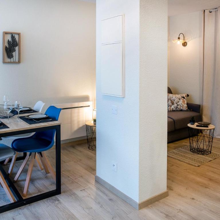 Appart. T 1 Bis, centre ville, entièrement rénové - Apartamento de 1 dormitorio - 12