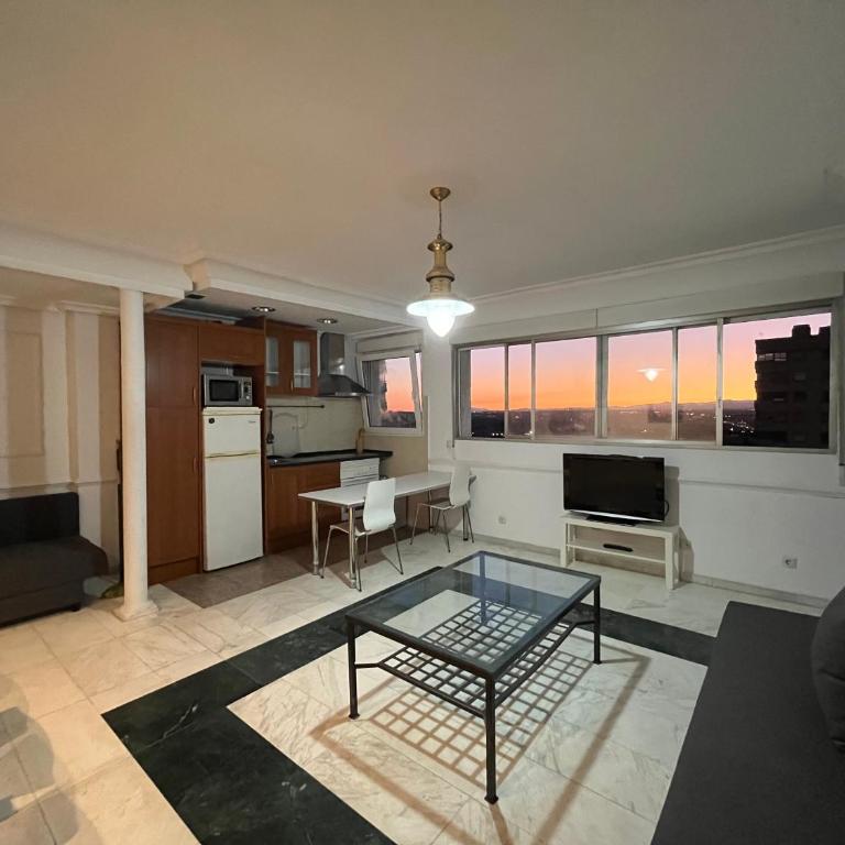 Pisos con vistas Moncloa-Universidad - Apartment with Mountain View - 12