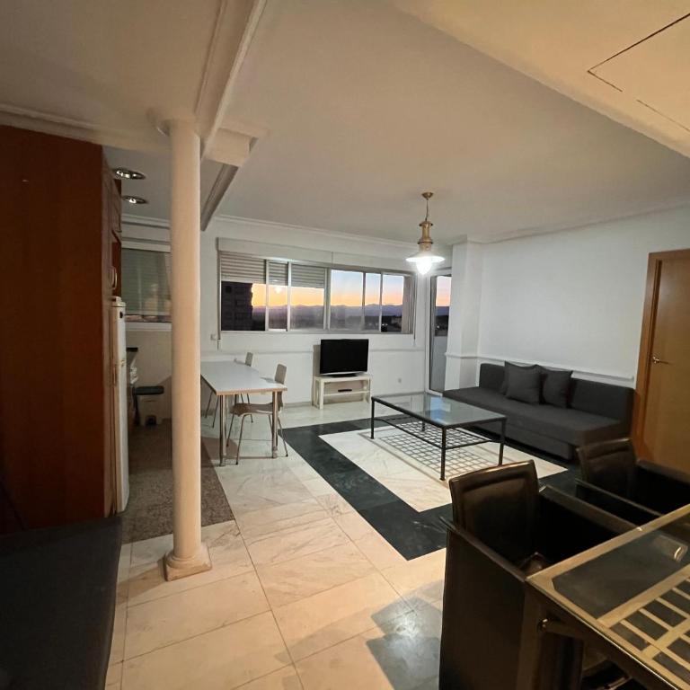 Pisos con vistas Moncloa-Universidad - Apartment with Mountain View - 5