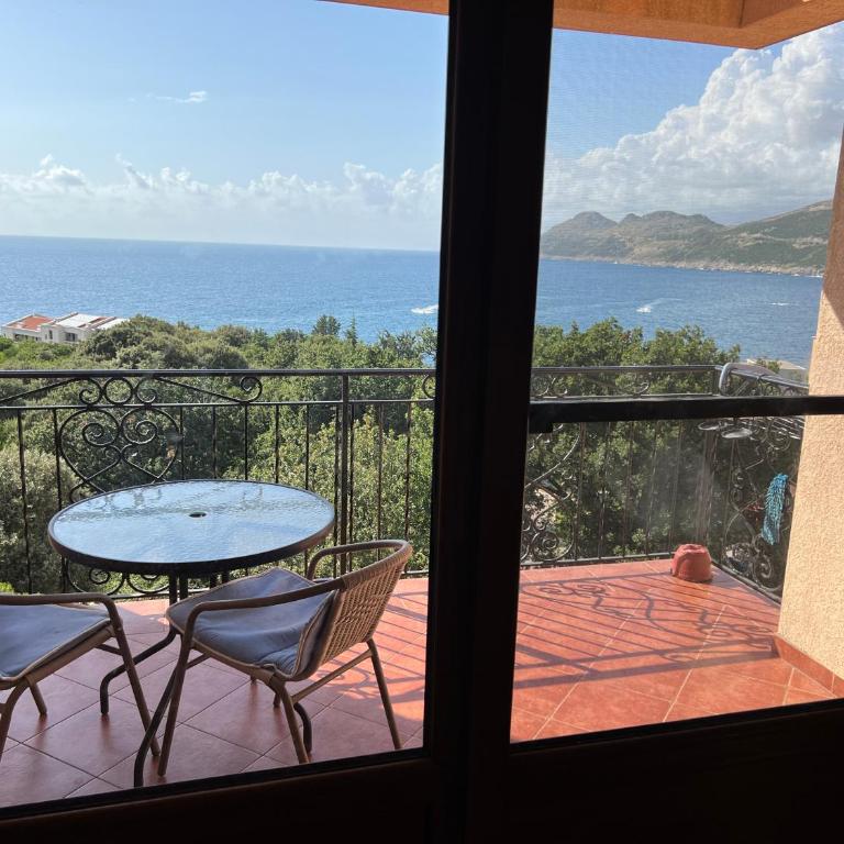 Apartment Sea View Dobra Voda - Two-Bedroom Apartment - 14