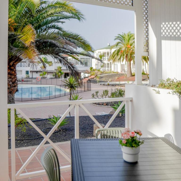 Sol Amarillo - Apartamento con vistas a la piscina - 4