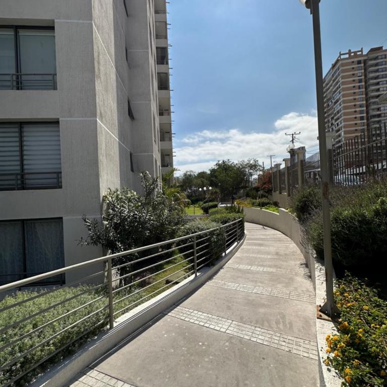 Departamento 1D1B Condominio Altos de Huayquique - One-Bedroom Apartment - 3