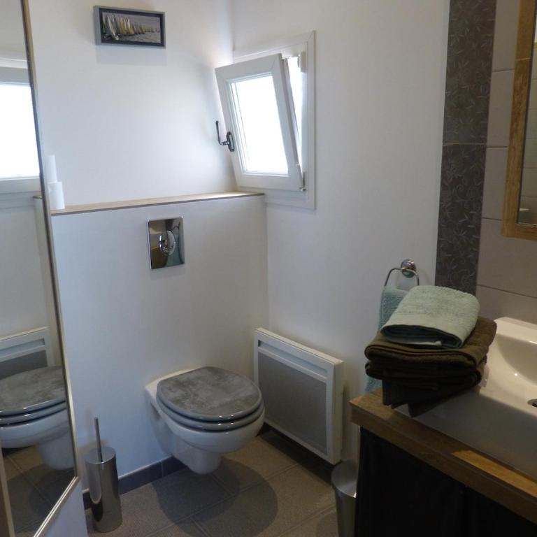 Gîte du Pagoulin - Chambres d'hôtes - Chambre Double ou Lits Jumeaux avec Salle de Bains Privative - 24