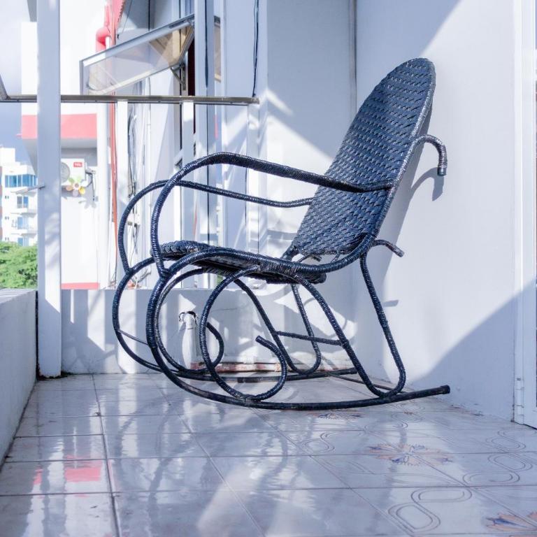 Hostal Antares - Habitación Familiar con balcón - 3